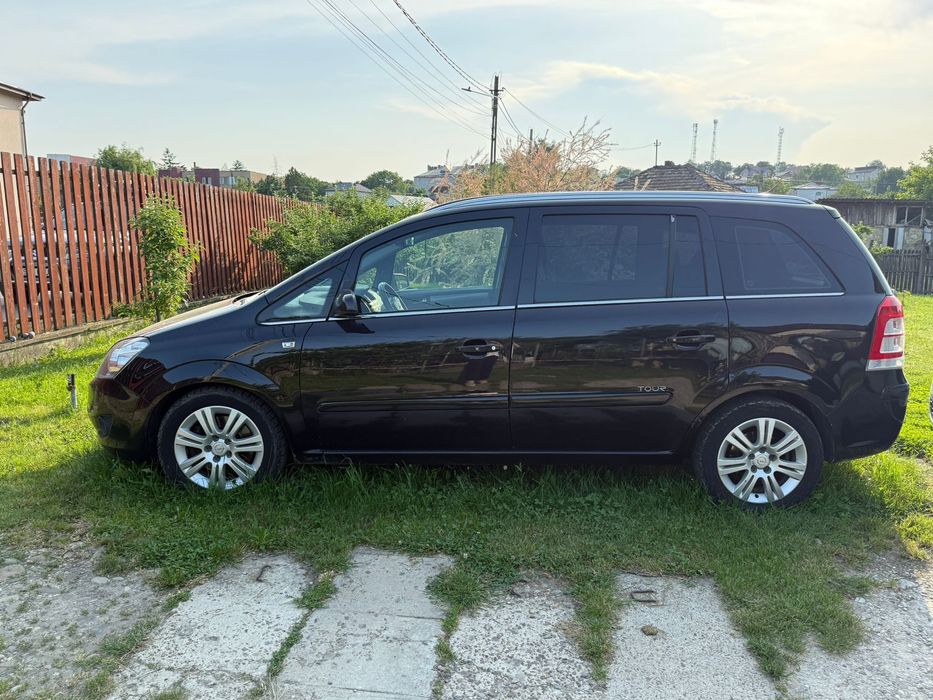 Opel zafira 1.7 209