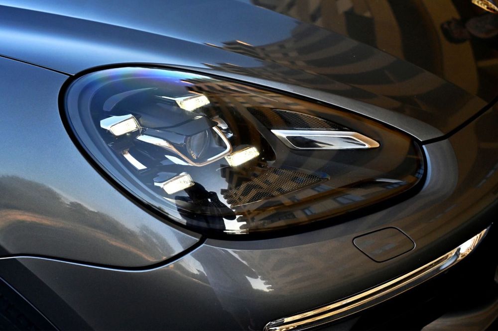 Vand Porshe Cayenne 2015 PCM