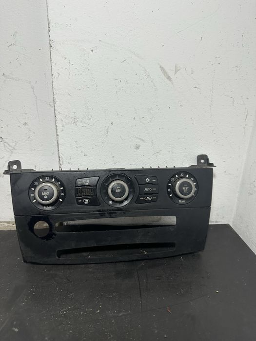 Panou comanda clima Bmw E60 E61 seria 5 panou climatronic BMW 525/530/520/535