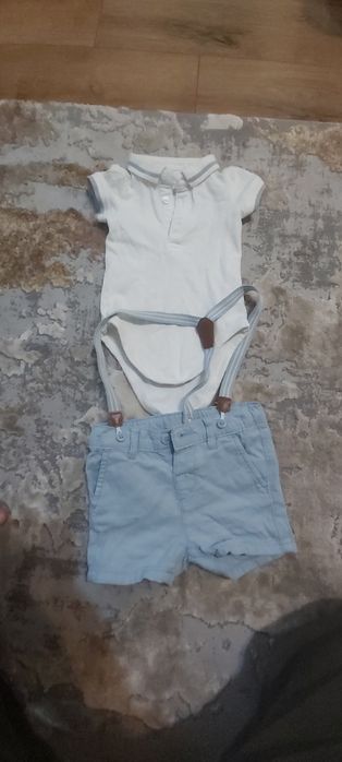 Vand compleu de.vara marca C&A marimea 68