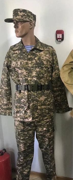 Продам военную форму в комплекте