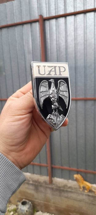 Emblema vulturul mare grilă față Dacia 1300