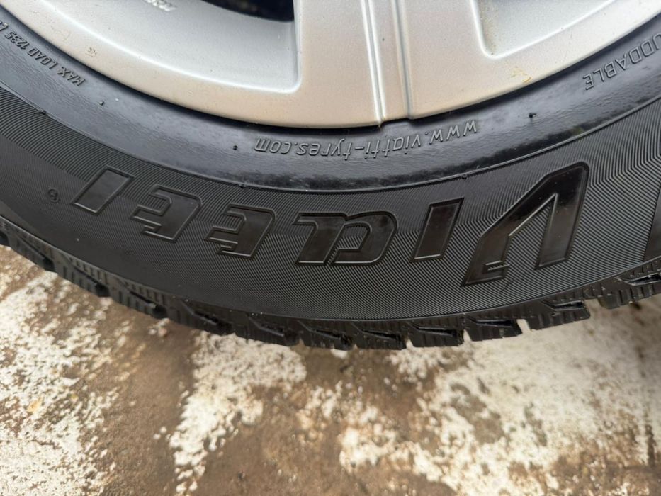 Продам резину с дисками