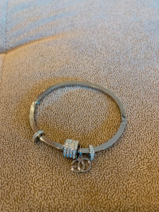 Посребрена Гривна