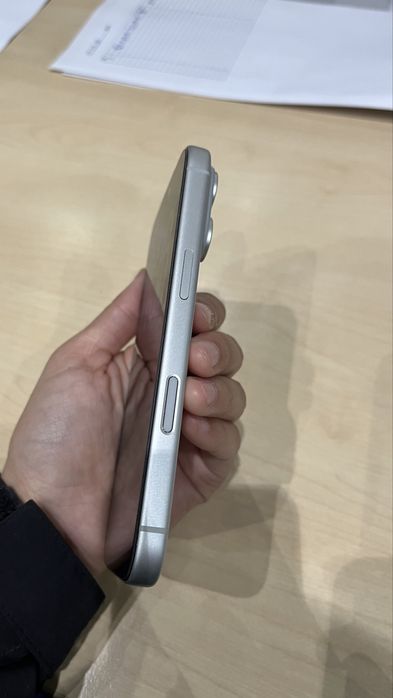 Iphone 17pro 256 гб