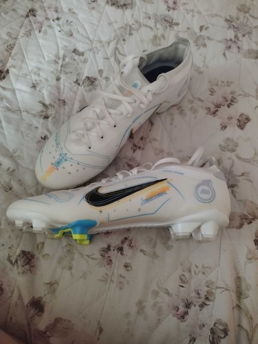 Калеври Nike. Обувани само веднъж. Размер 43