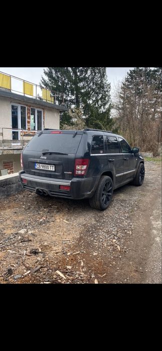 Jeep SRT 6.1 в топ състояние
