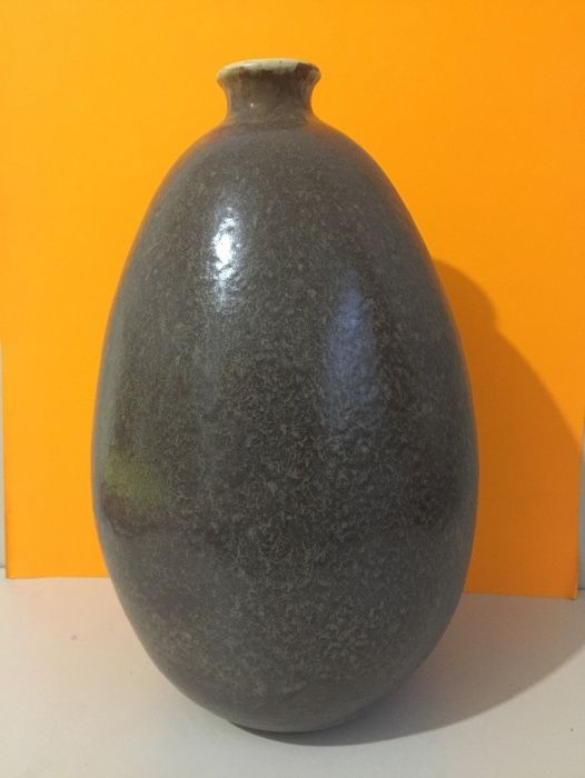 Керамични съдове,изработени от червена глина!Идея от Яйцето!