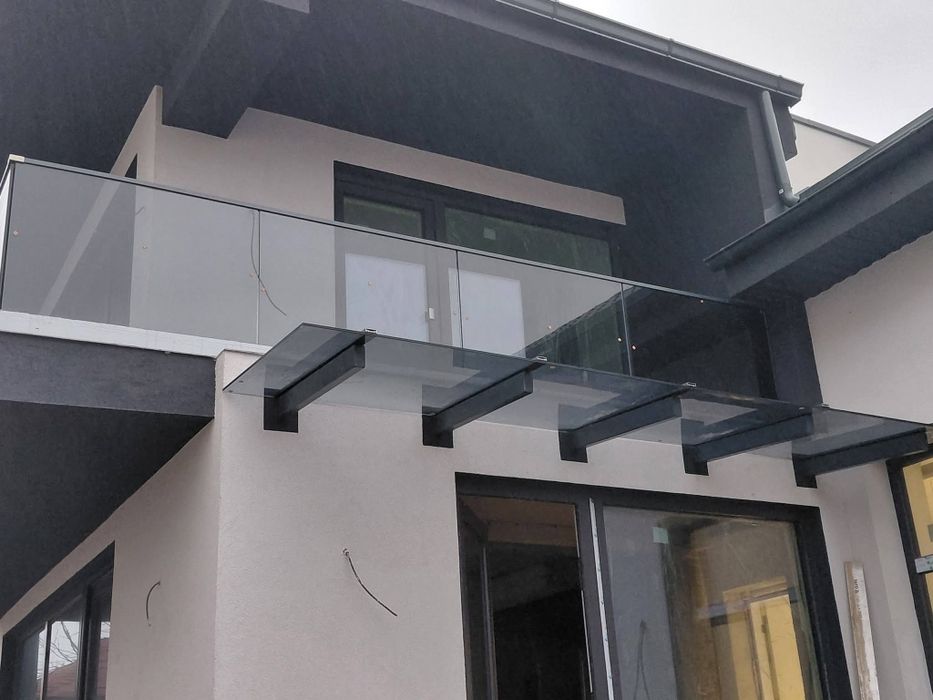 Cabine de dus, balustrade, compartimentari interioare, sticlă printata