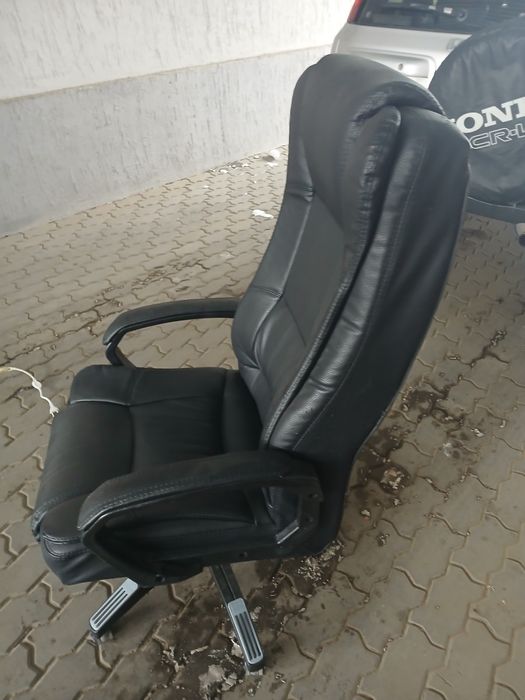 Продам кресло срочно