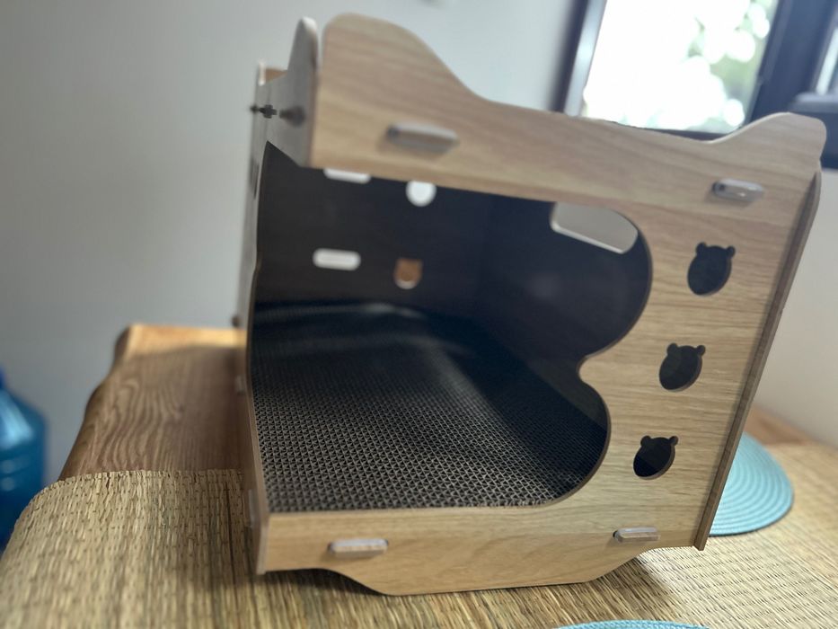 Сглобяема къщичка за котки