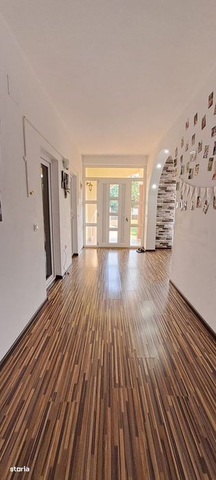 Floresti - Stoenesti, Jud. Giurgiu, vila + garaj + beci, teren 1400 mp