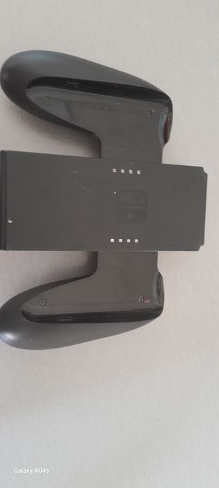 Vând Nintendo Switch cu joc super Mario bros wonder