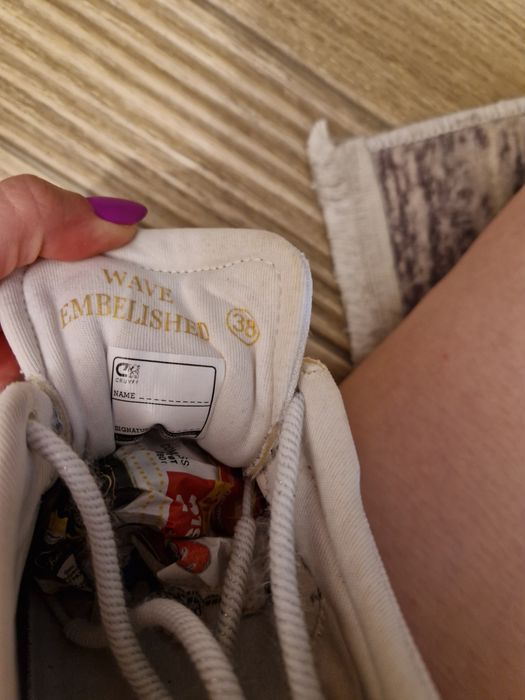 Оригинални дамски сникърси CRUYFF