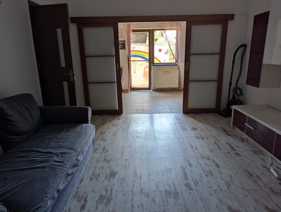Vila de inchiriat 4 Camere - Aparatorii Patriei-