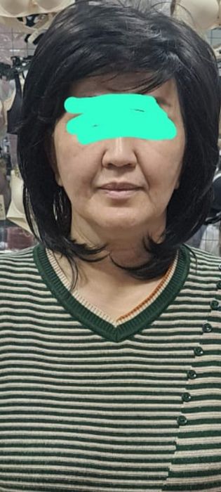 Парик чёрный женский