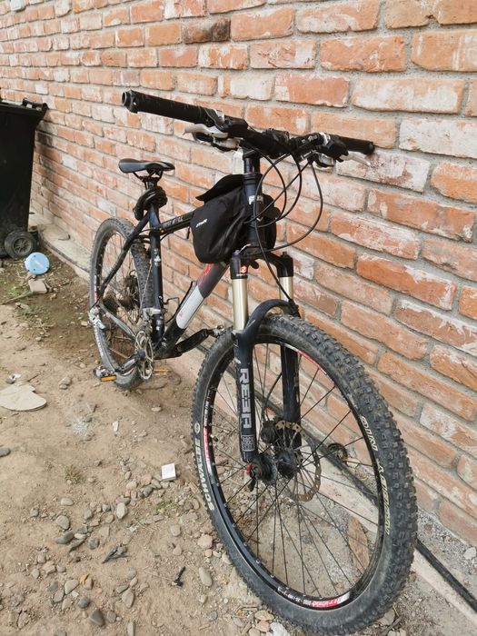 Vând bicicleta RedBull AL werks, in stare foarte buna