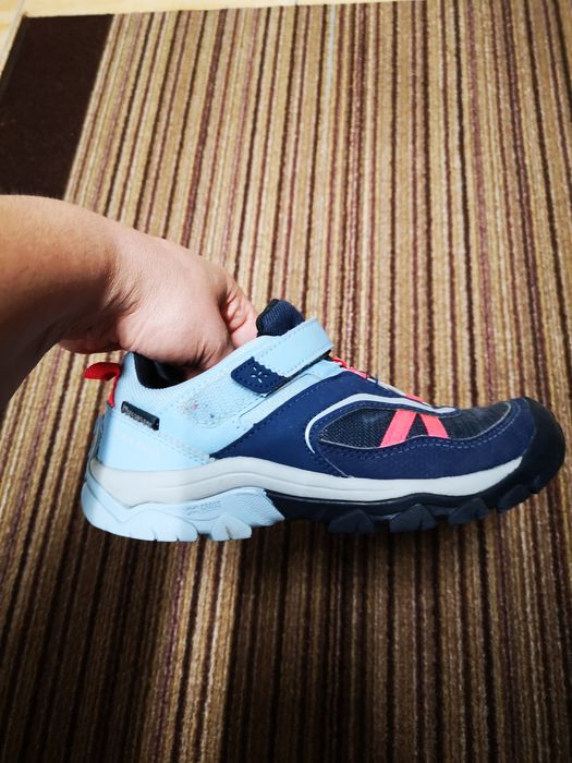 Incaltaminte drumetie primavara-toamna, marimea 33, Decathlon