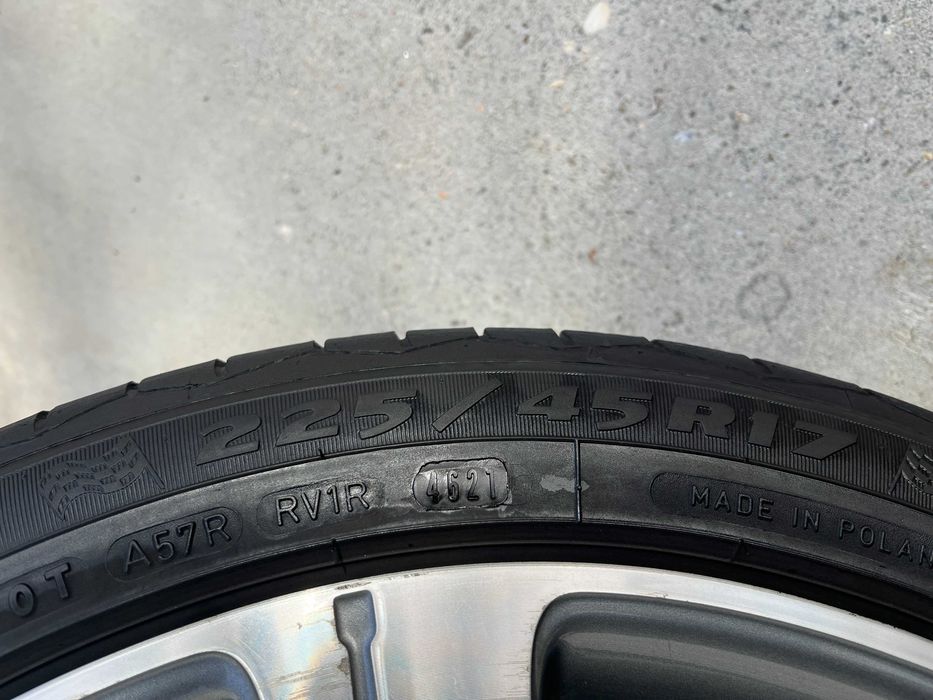 Джанти с гуми DEBICA 225/45 R17 DOT 2021г. Peugeot 308 Facelift