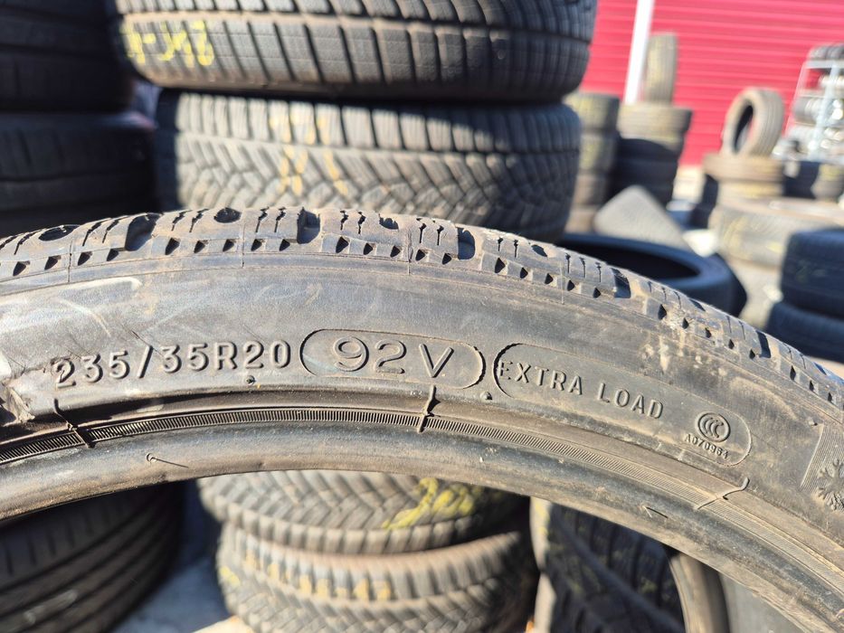 2 Anvelope de IARNA - 235/35/20 92V XL - Michelin Pilot PA4 - CA NOI - DOT 2022 !