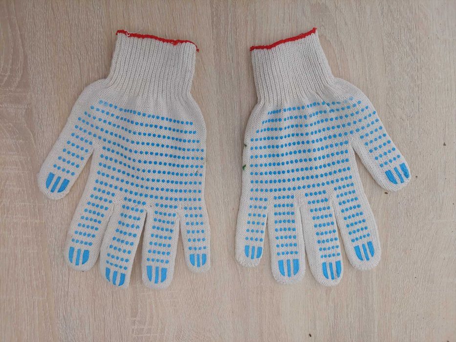 Продам перчатки разные