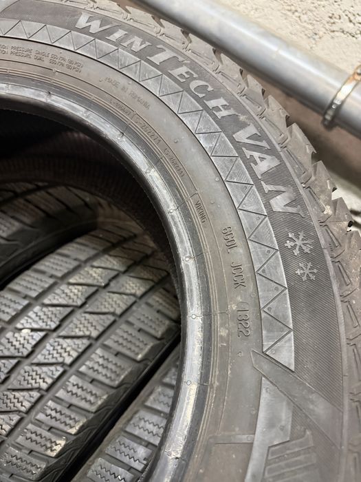 215/65/16c за бус 4бр Viking дот22