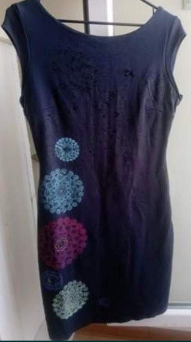 Уникални рокли ...