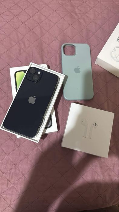 Iphone 14   265 gb  fara nici un defect pachet cu casti si husa
