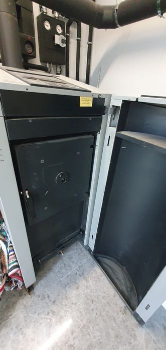 Centrala Froling mixta peleti-lemn 25kw