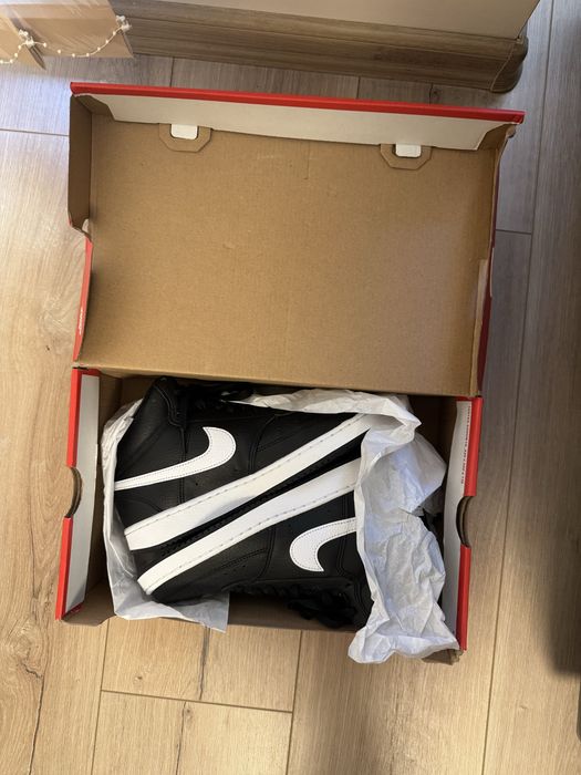 Nike обувки WMNS NIKE court vision mid