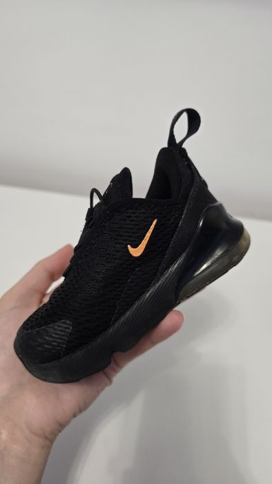 Adidasi Nike Air marimea 22