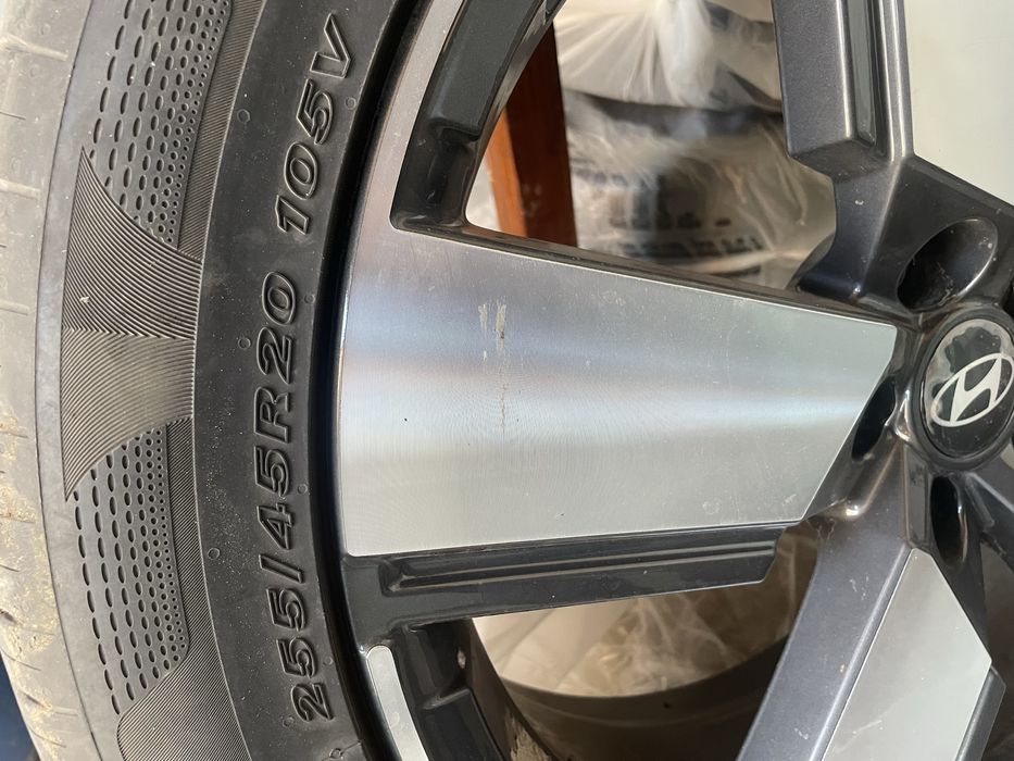 Продам комплект резины с дисками