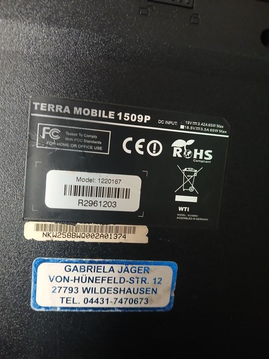 Vand leptop pentru piese