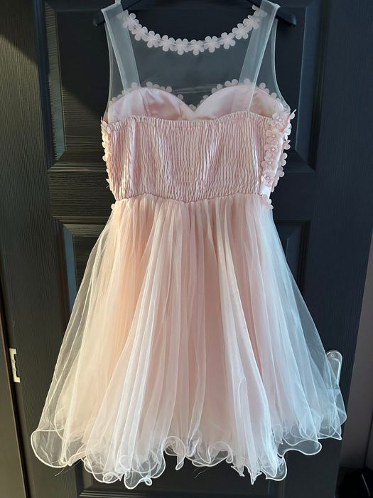 Дамска официална рокля