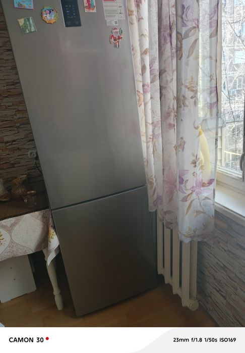 Продам холодильник и морозильник