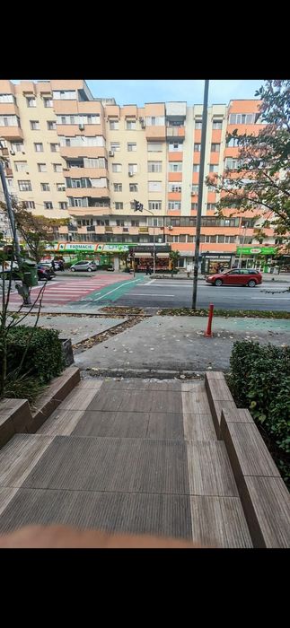 Inchiriez  spațiu comercial Pitesti,B-dul Petrochimistilor