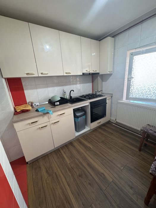 Inchirez apartament 2 camere decomadat in regim hotelier 250 lei