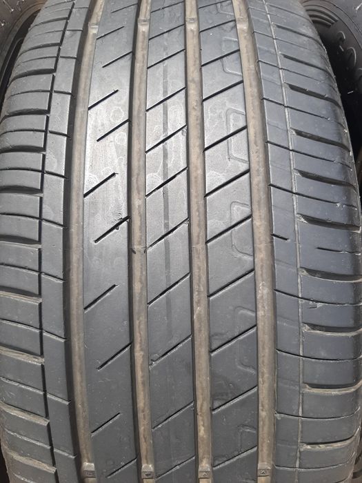 Продам шины 215/55/17 гудиер