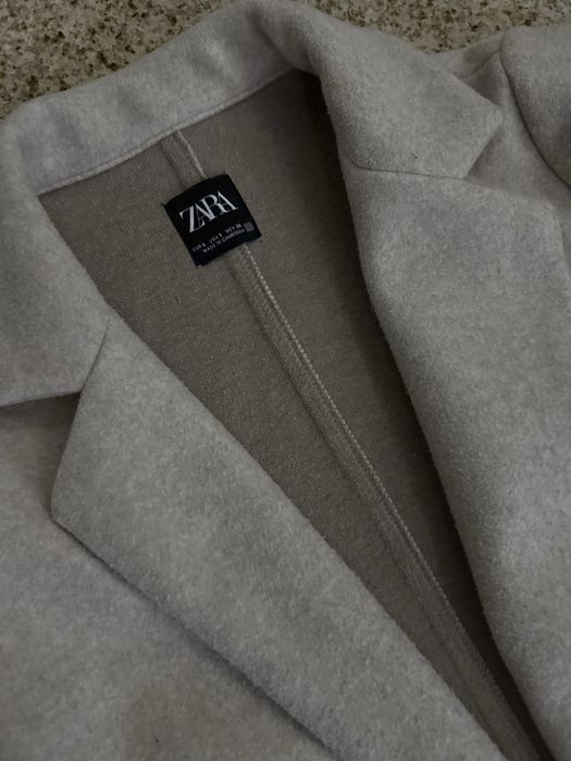 Zara преходно палто