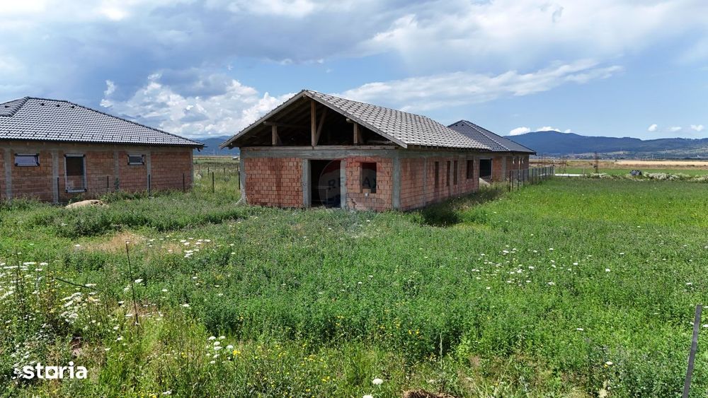 Comision 0! Casă la Roșu + Teren 500 mp – Cristian - Autorizată 2024