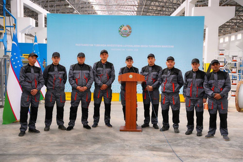 Uniforma Maxsus ish kiymi