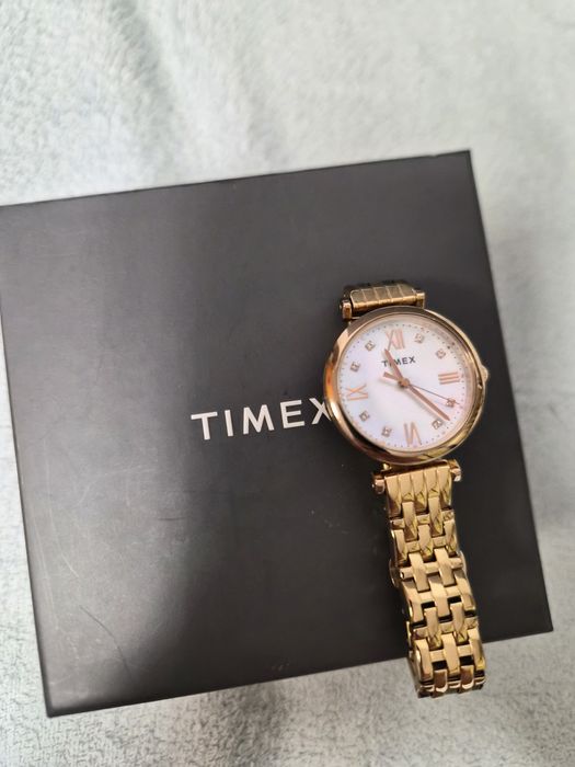 Ceas Timex mic auriu