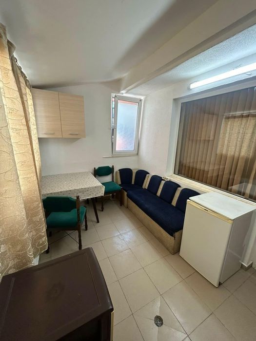 Дава се под наем Едностаен апартамент в Варна, Левски - 25 кв.м за 357 € - Снимка #1