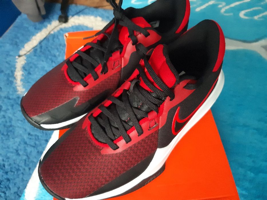 NIKE Precision VI  42,5