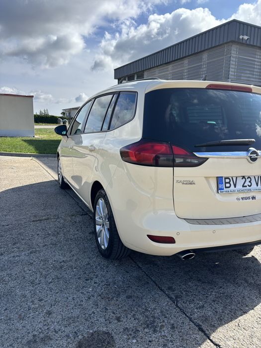 Opel Zafira C , 2013 - 7 locuri