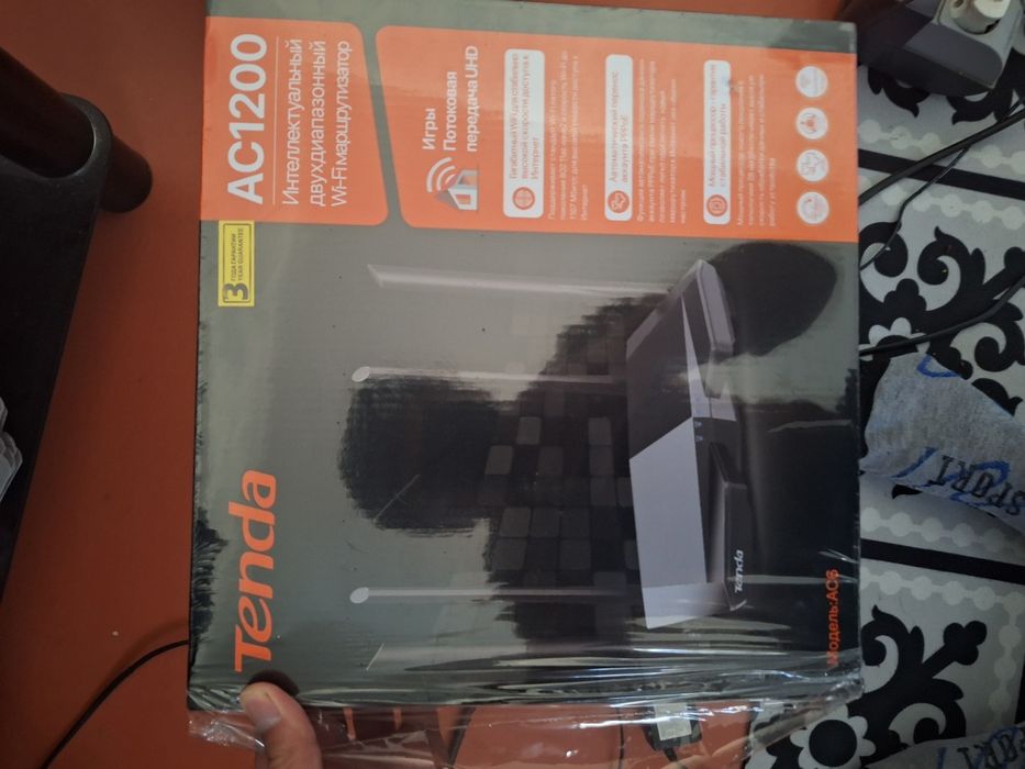 Продаеться модем Tenda AC6