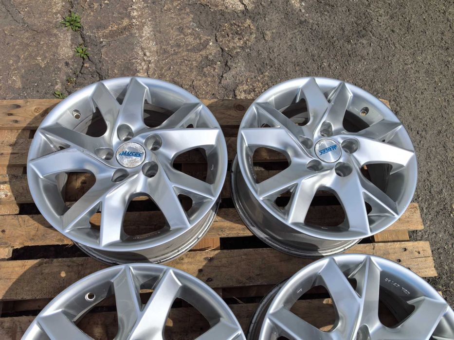 15 цола 5 х 110 мм ОПЕЛ / Фиат и други - 6,5 Инча / ЕТ 38