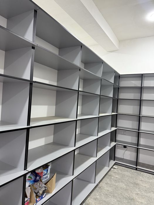 Стеллаж сотилади