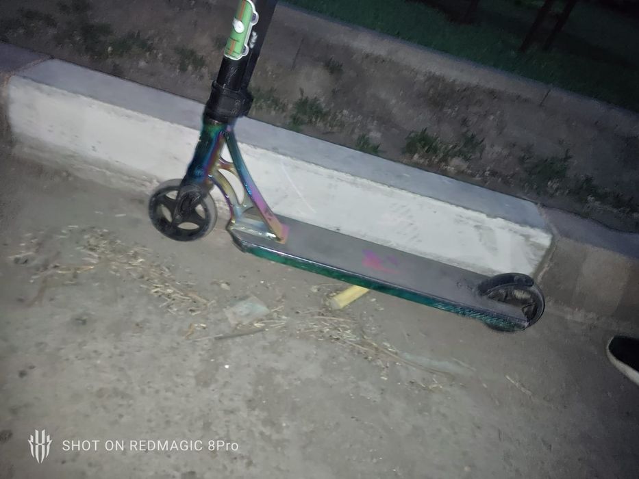 трюковой самокат