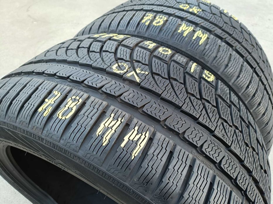 Doua anvelope iarna 275 40 19 nokian WRa4 profil de 7,8 mm